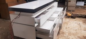 Menerima lelangan ex kantor dll